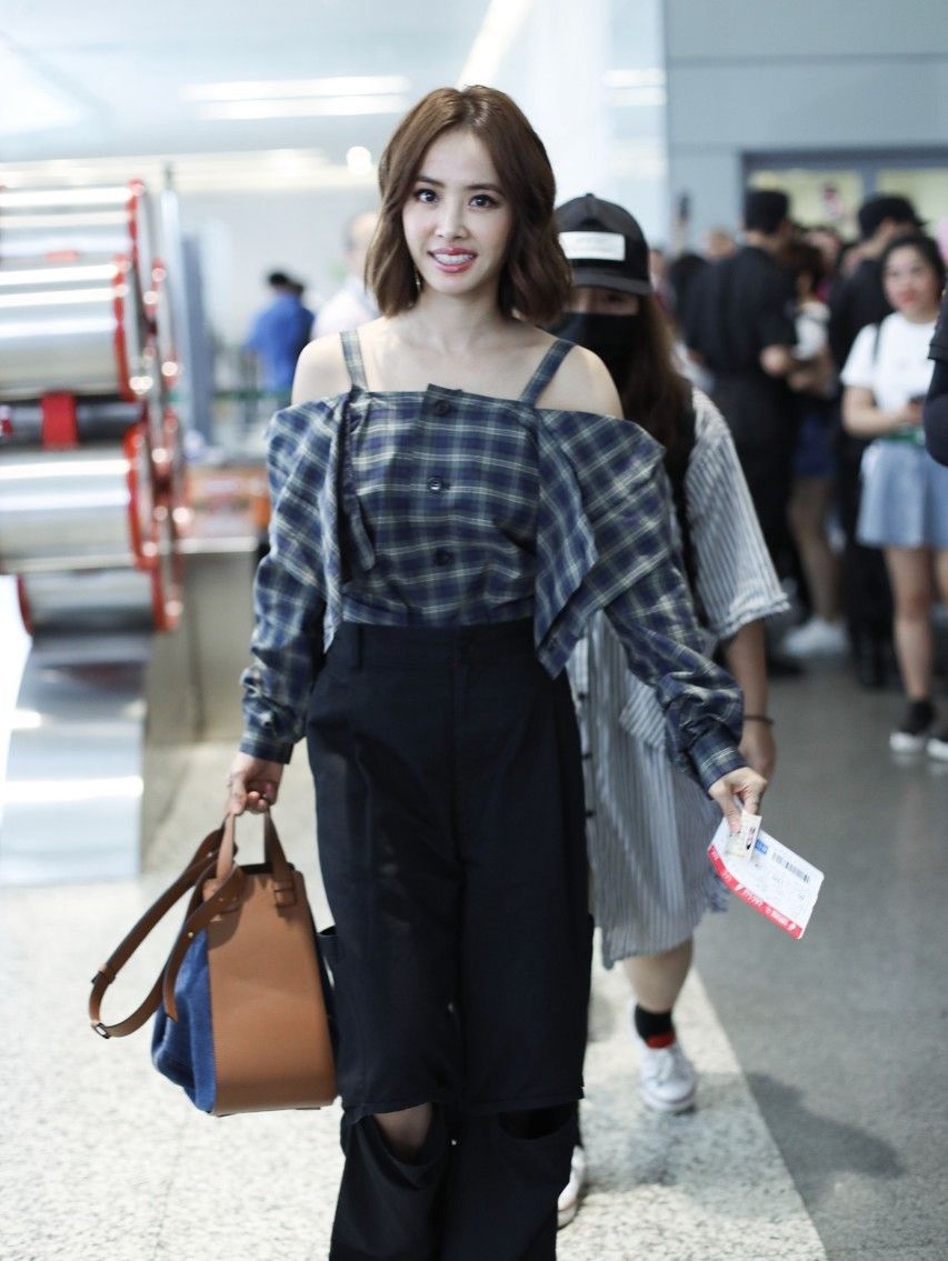 蔡依林的机场照,独特的魅力,男路人忍不住"拍照"!