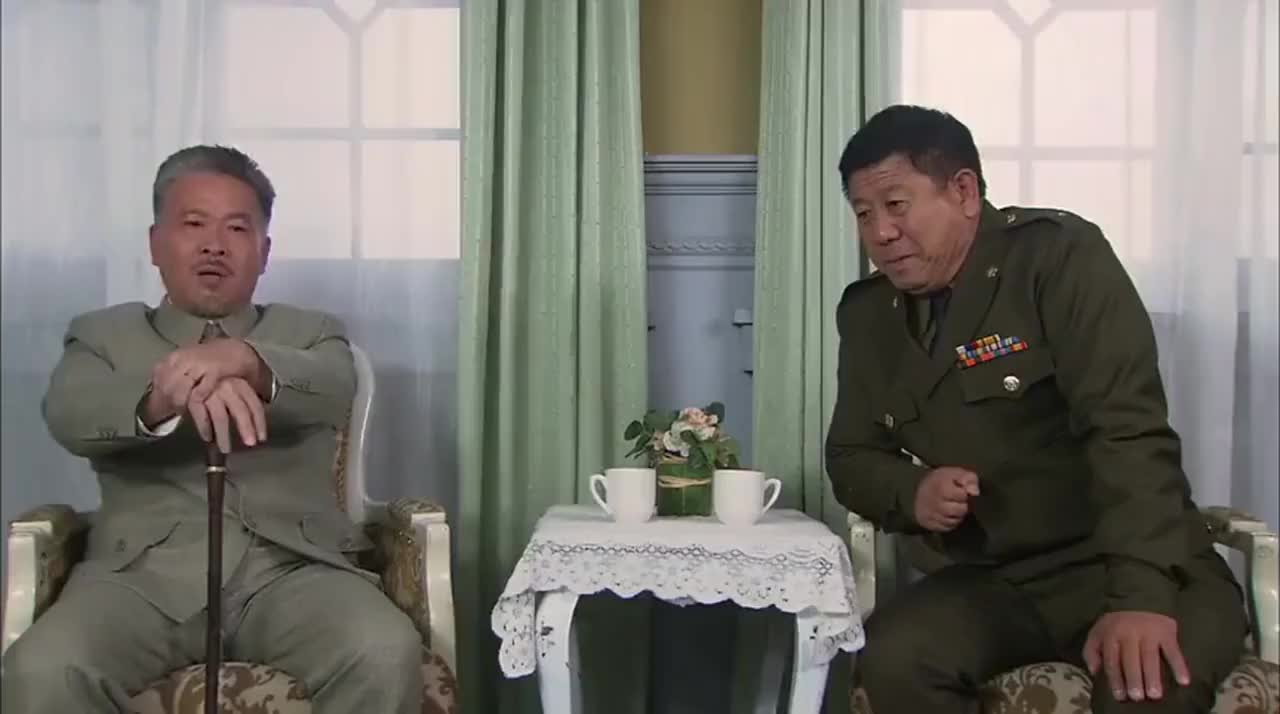 孤雁李仲达最关心的就是自己的女儿胡一夫为他推荐了心理疗法