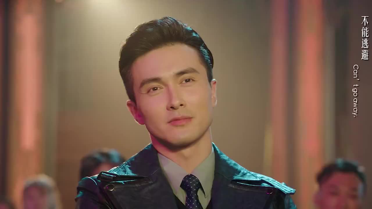 旗袍美探:马伊琍台上扭来扭去,谁注意到高伟光的表情,满面春风