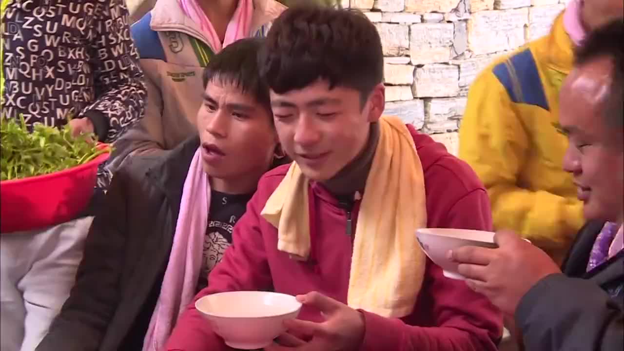 变形计:崔子千喝醉酒,在婚礼上闹事,还说自己心里憋屈