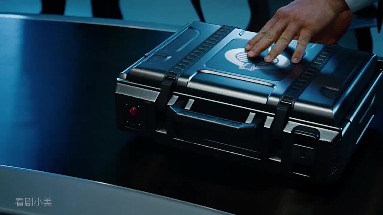 区区一根钨棒竟能炸掉一座城,比核弹威力还大