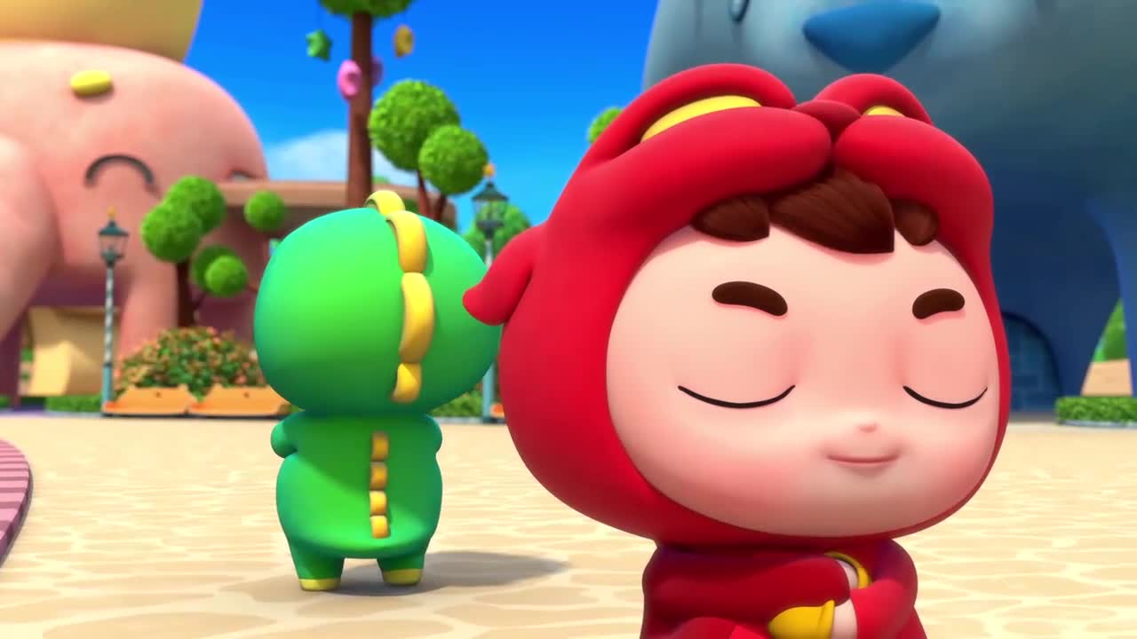 百变校巴:抱抱龙好厉害,帮助大家干活,还真有担当