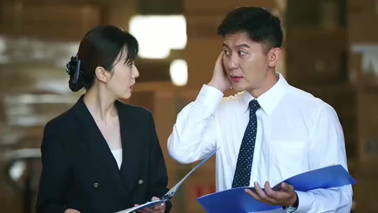 小伙子:好家伙,第一天上班,就得罪了领导四次