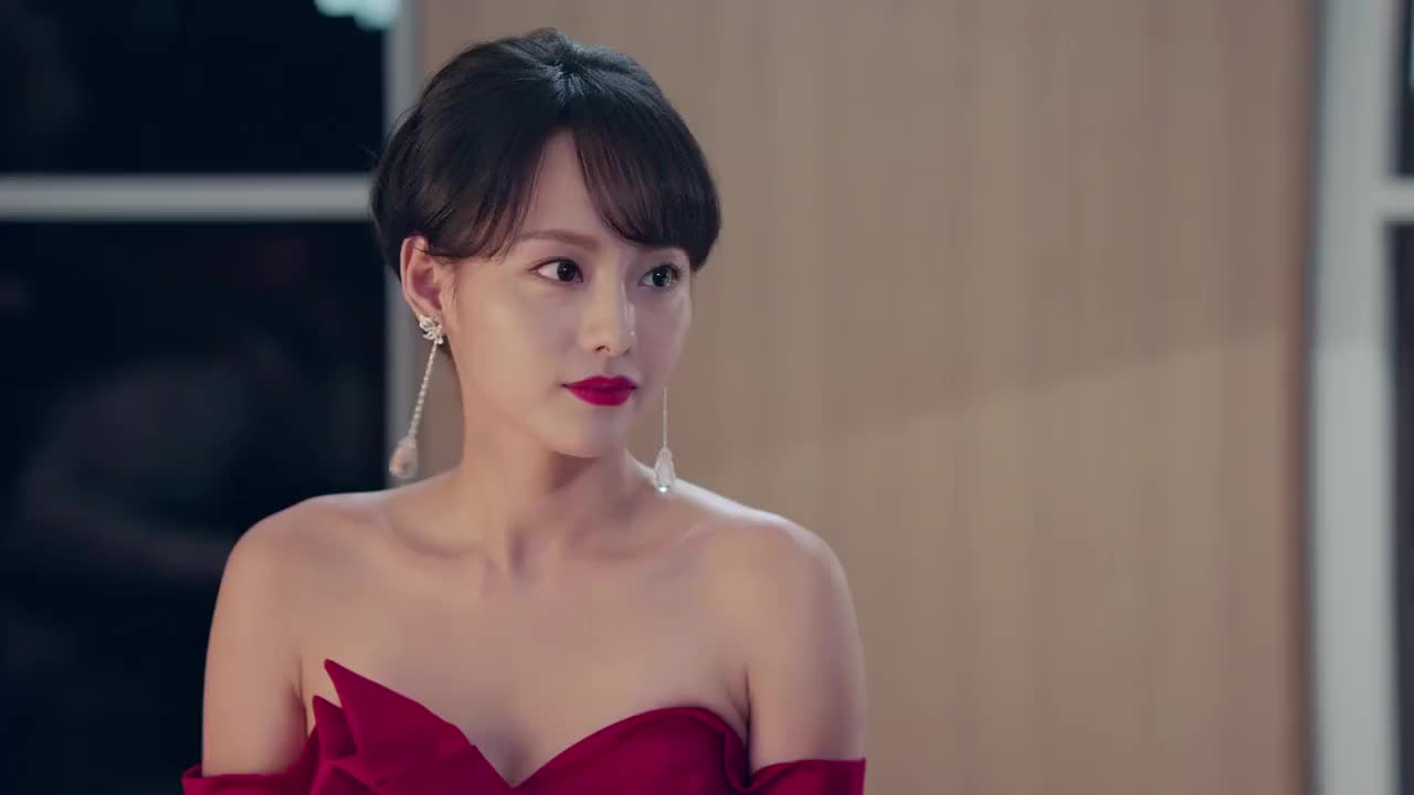 温暖的弦一心决定和潘维宁开始南弦希望她幸福又怕她再受伤