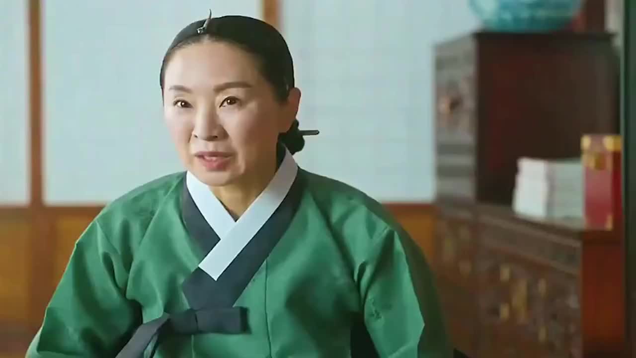 哲仁王后大王大妃肚子饿的咕咕叫王后一手厨艺闪亮登场