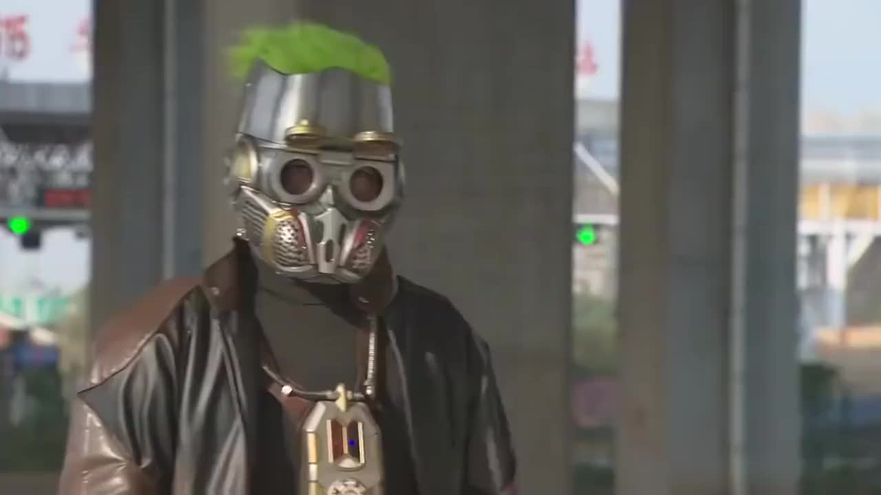 铠甲勇士之捕将美女主播化身僵傀对战机人机人嘲讽不自量力