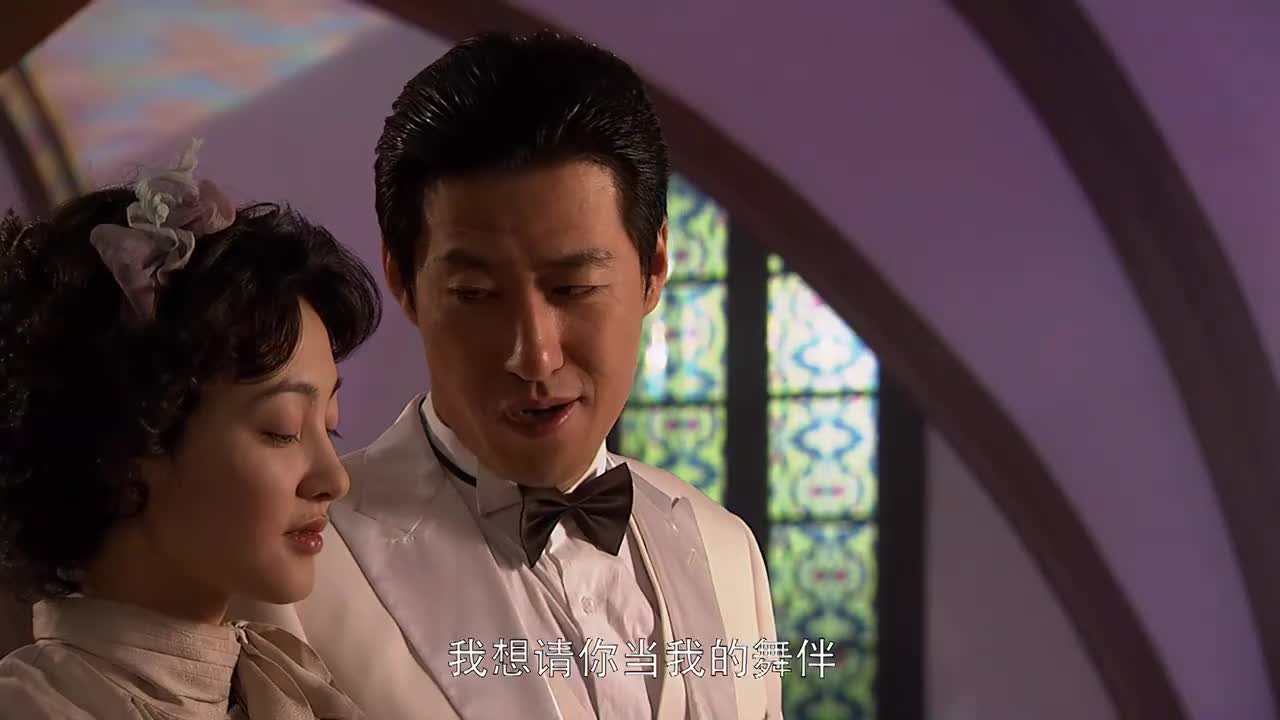 五号特工组马云飞想请高寒当舞伴高寒说楼下有个更好的