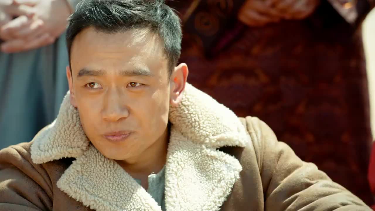 黄金瞳:小古接受巴特尔挑战,小古摔得好惨,菲菲代替小古上场__财经