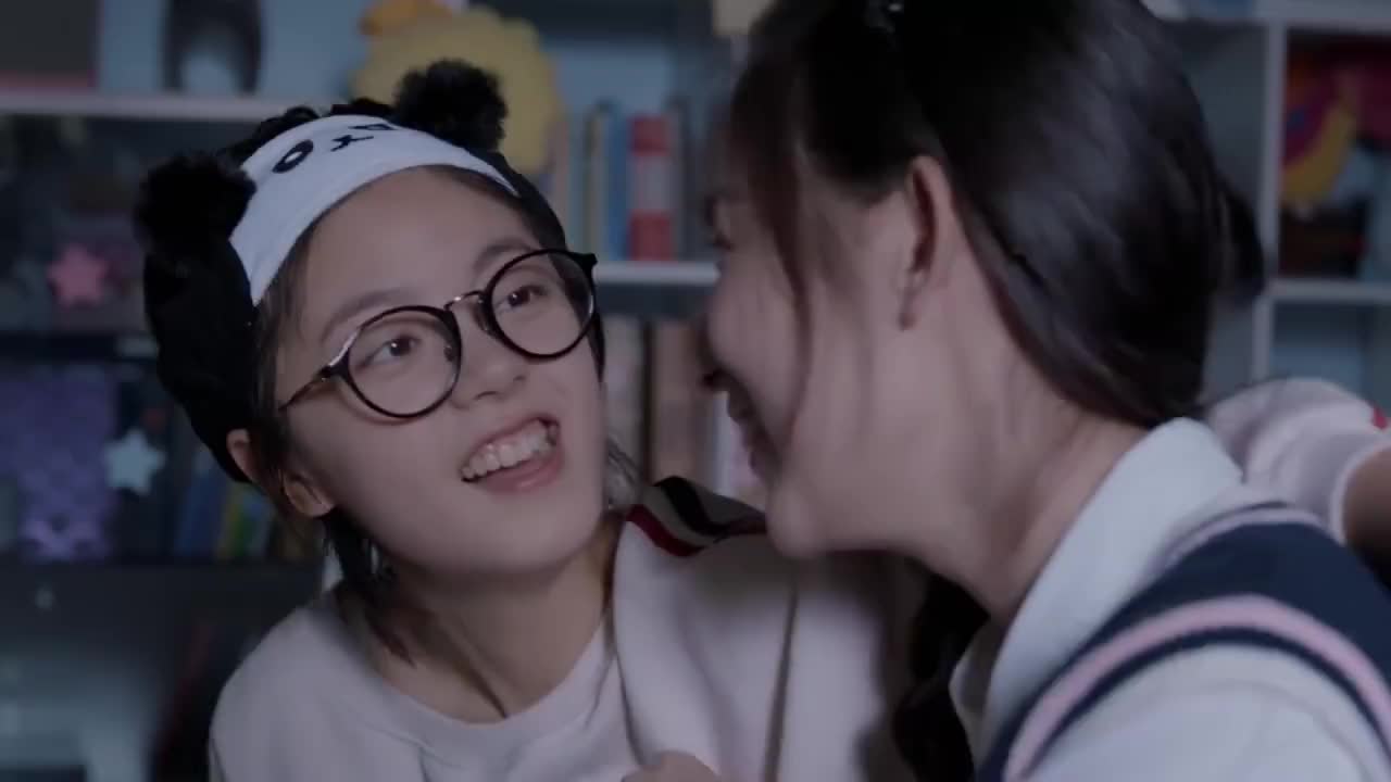 林妙妙邓小琪大聊闺房私密话被老妈偷听到老妈反响好吓人