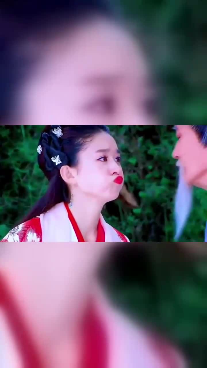 赵丽颖太可爱了被红绫的嘟嘟嘴萌化了_手机新浪网