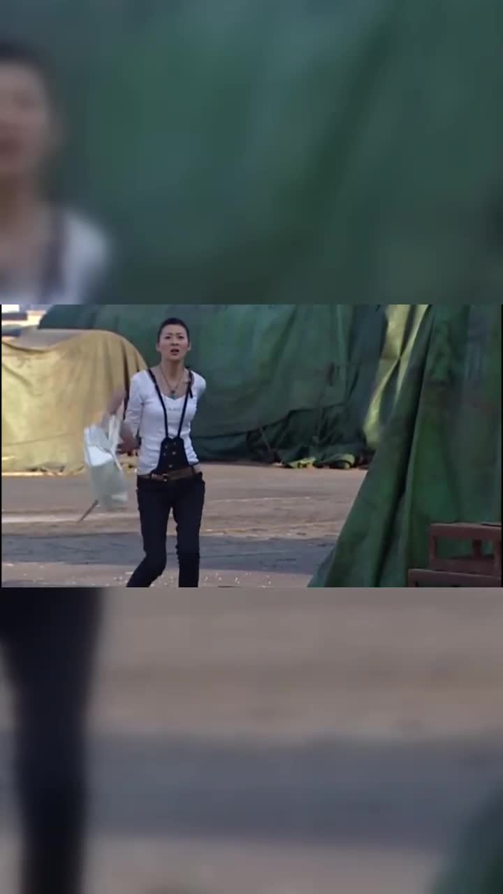 铠甲勇士:冰儿资源成为人质,让烯南一行逃走_手机新浪网