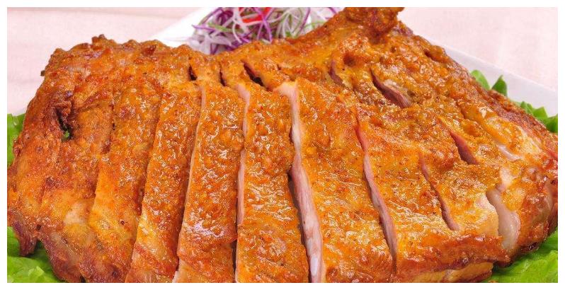 炸羊排,金黄酥脆,外酥里嫩香辣可口,好吃到停不下来,贼拉下饭