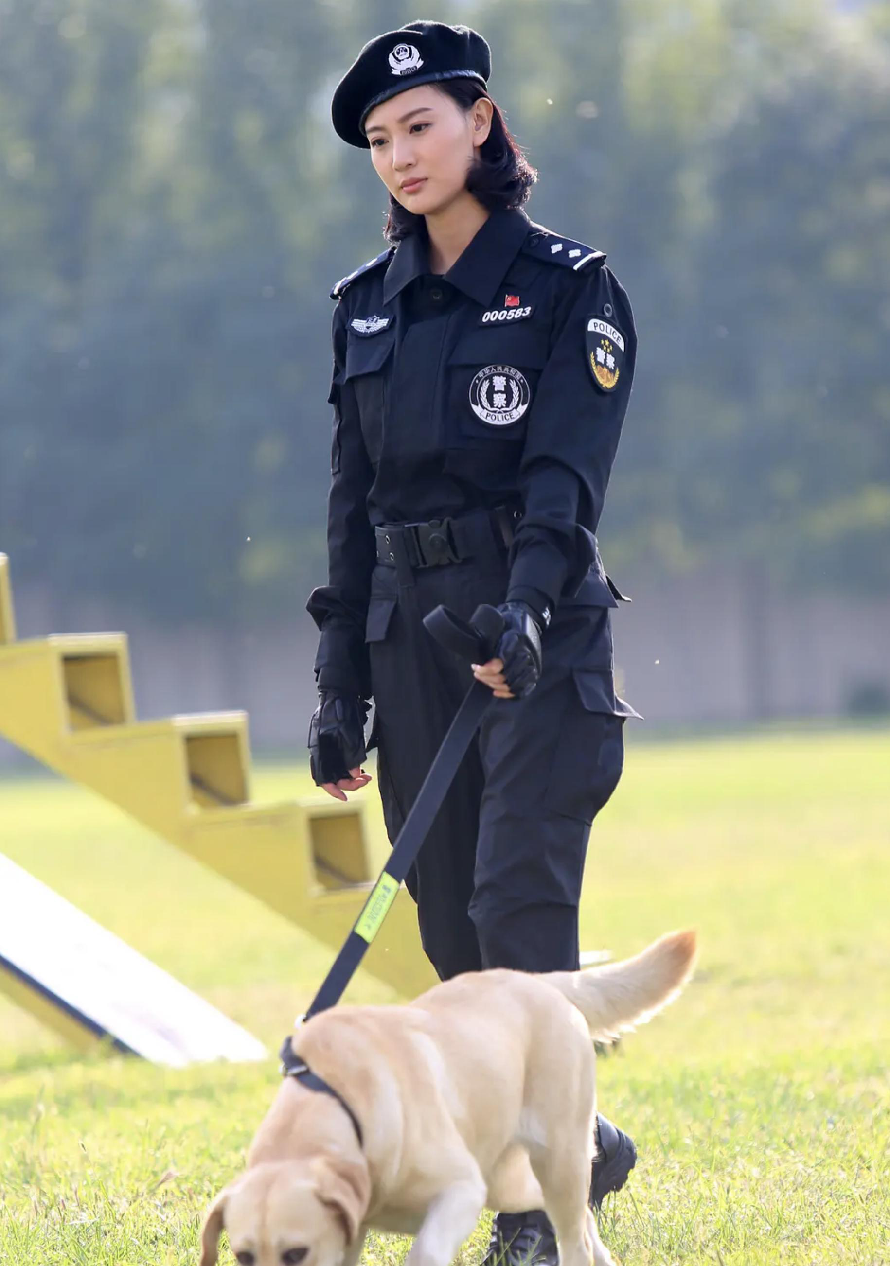 侯梦莎:被誉为"最美军花",和吴京搭档而走红,你还记得她吗?