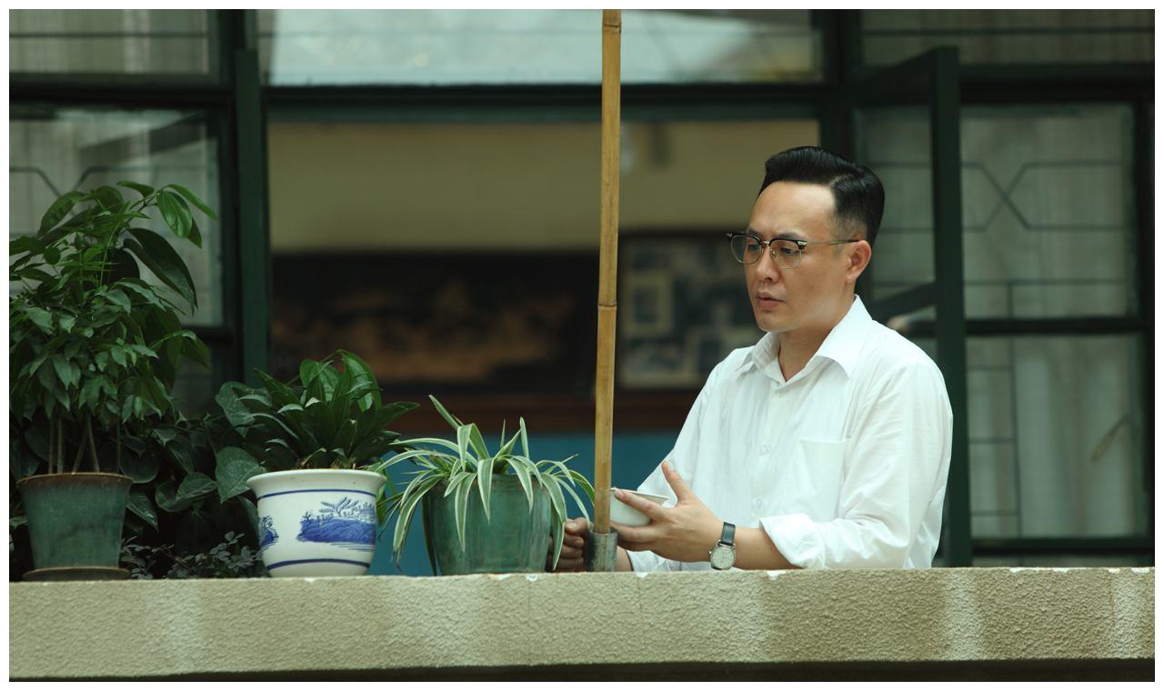 《隐秘的角落》老戏骨张颂文回应:今年依然在老家买不起房
