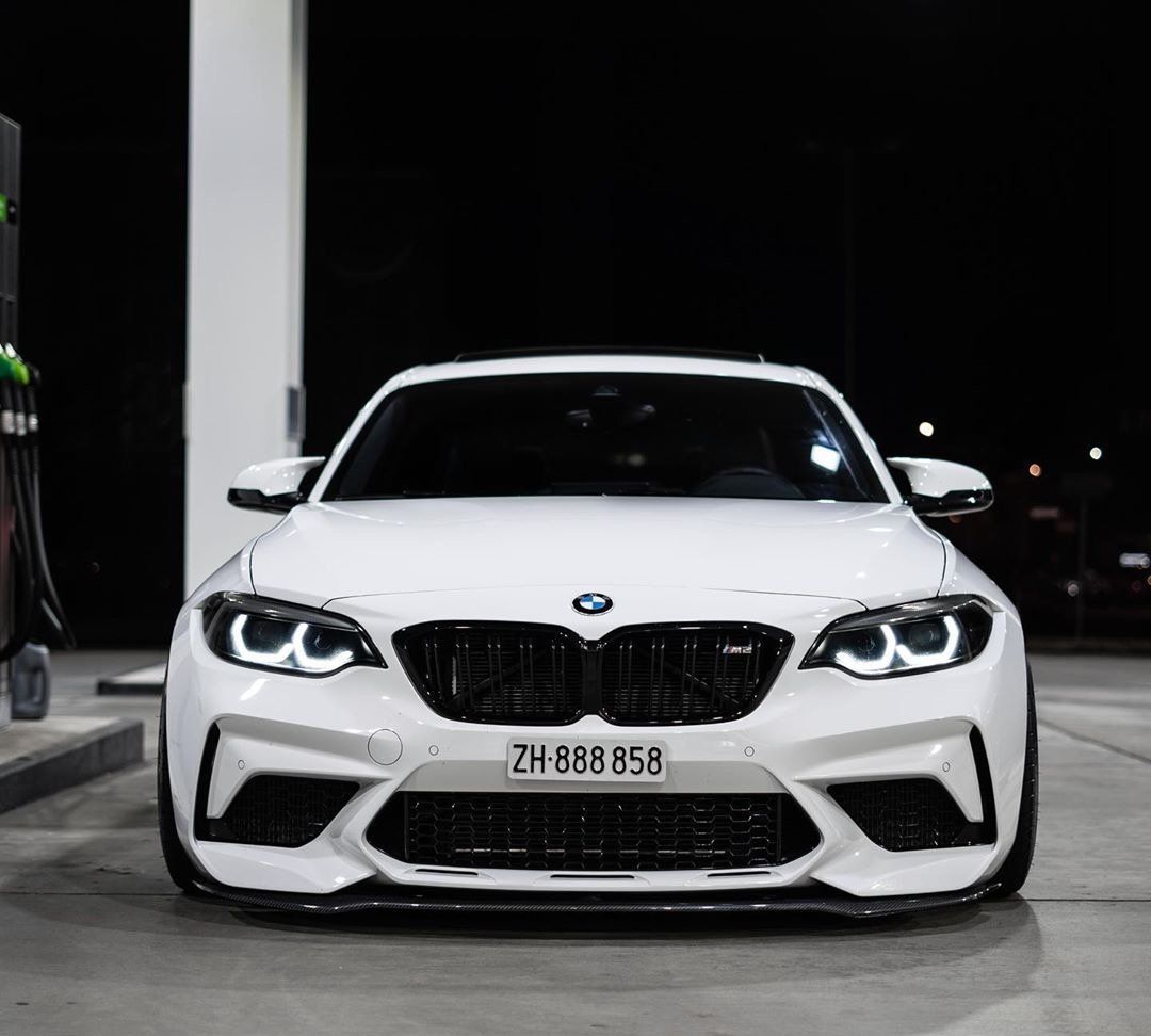 美图欣赏——宝马m2雷霆版改装低趴