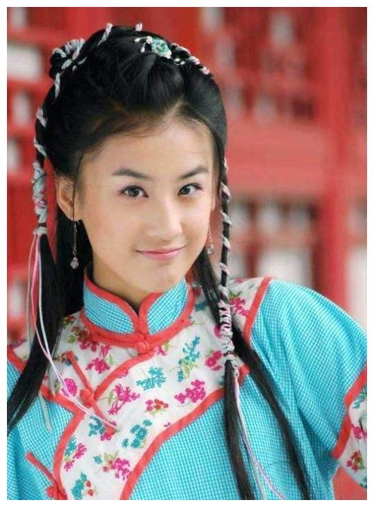 第一:金莎,出自《功夫状元》作为与刘亦菲,杨幂,王珞丹和合称为"四小