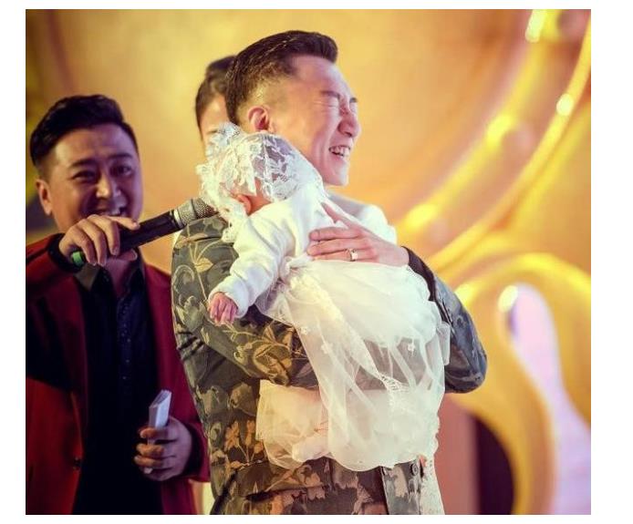 孙红雷为让老婆生孩子设圈套，可谓一肚子坏水，47岁喜当爹|王骏迪|孙红雷|生孩子_新浪新闻