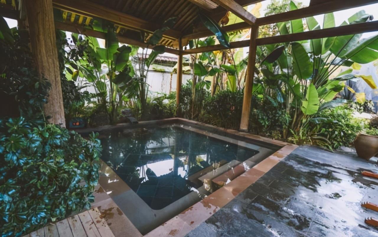 在天然氧吧里泡温泉距离腾冲市区超近的打卡地腾冲洞山温泉