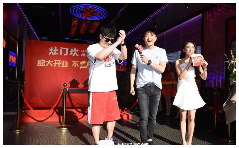 陈赫孙艺洲与廖健联合开办"卤味烧烤" 支持成都娱乐圈复工复市
