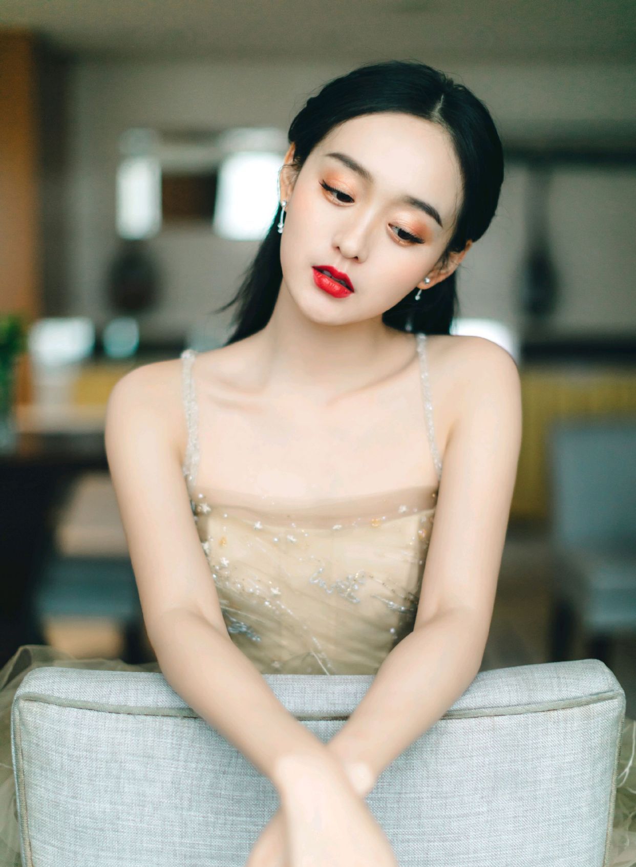 美少女何泓姗天生丽质美丽动人