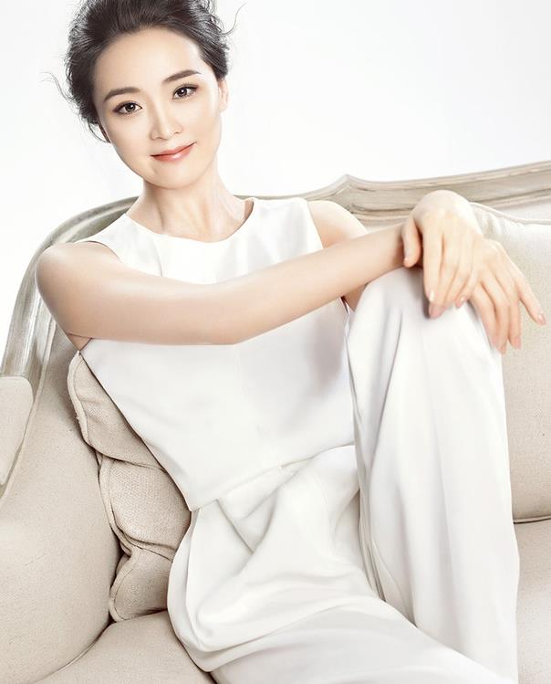 女神王艳:第7073期气质潮流美图欣赏|王艳|美图|女神_新浪新闻