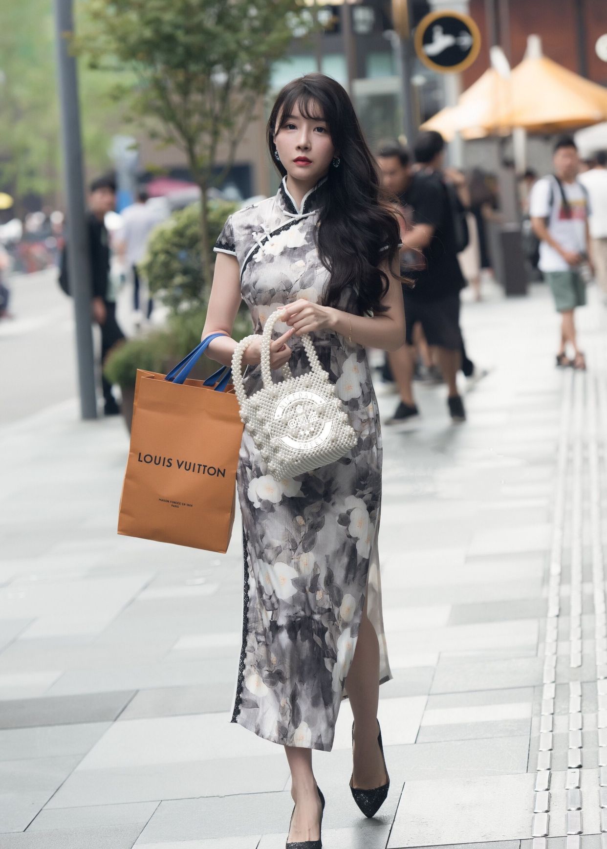 街拍:旗袍之美,古典而优雅