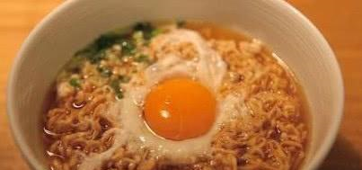 中日韩三国吃泡面PK，看完真的没有对比就没有伤害，心疼<a href=