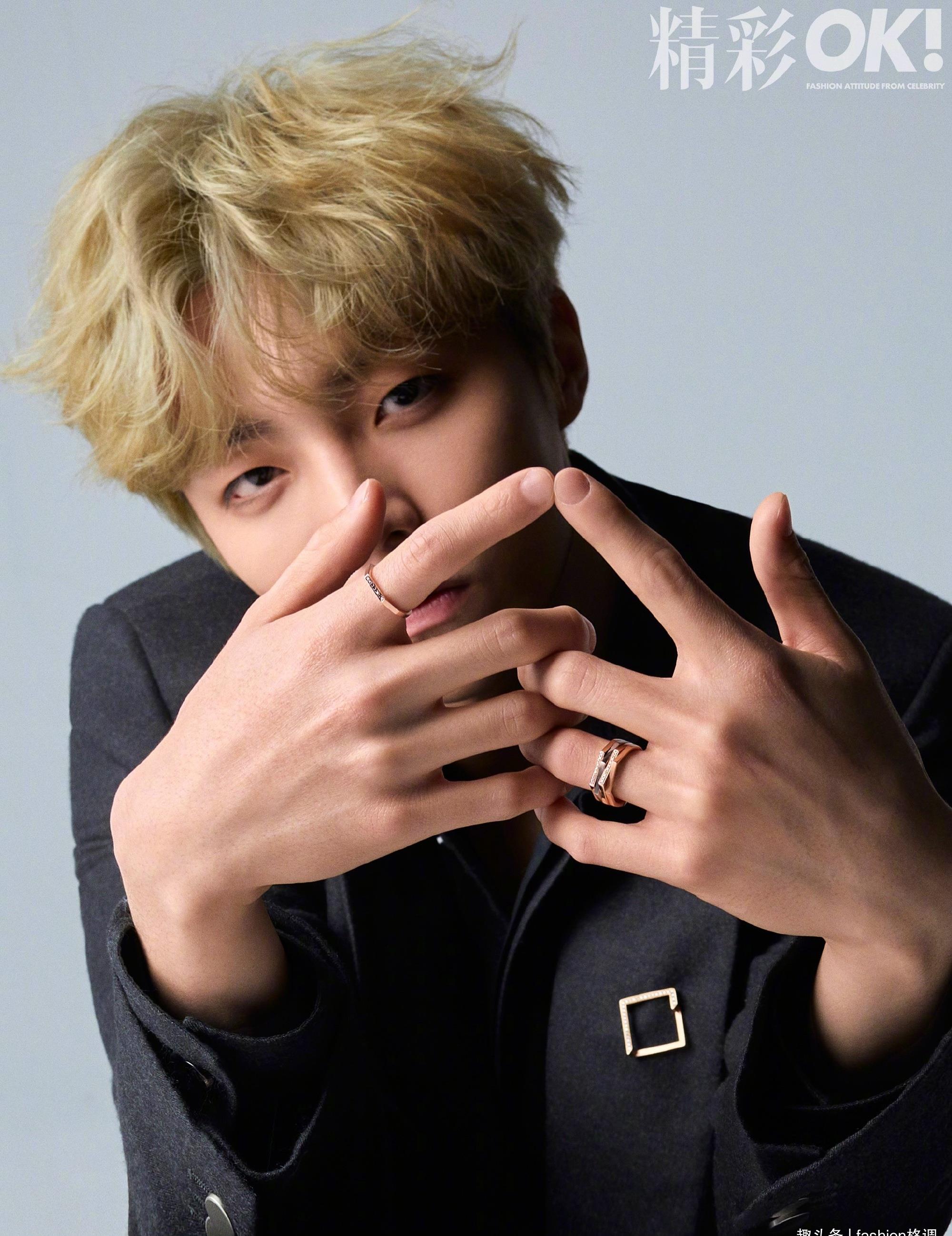 陈立农拍摄封面,俊秀的金发少年置身"天空之境",宛若童话男主