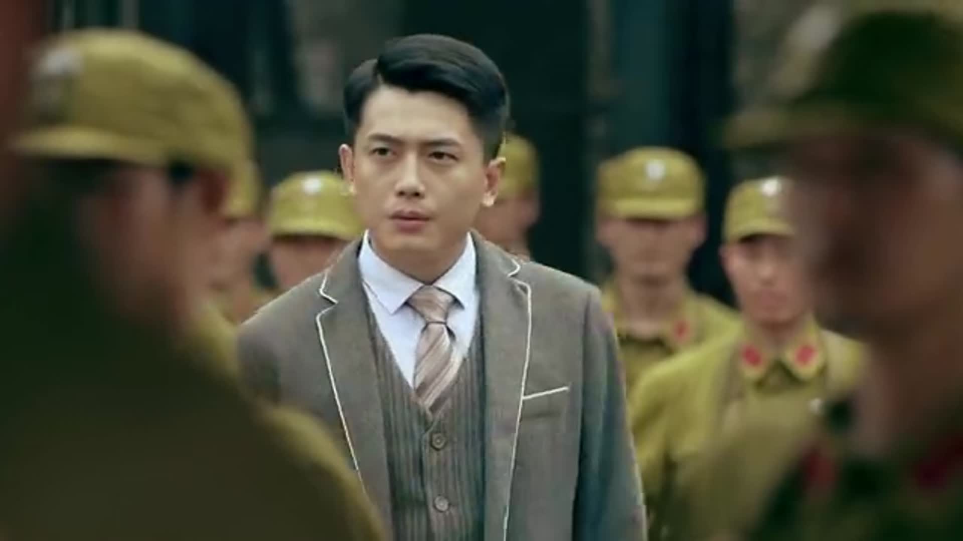 一代枭雄:树敏看到立珊后,马上释放自己舔狗本能,还被立珊羞辱