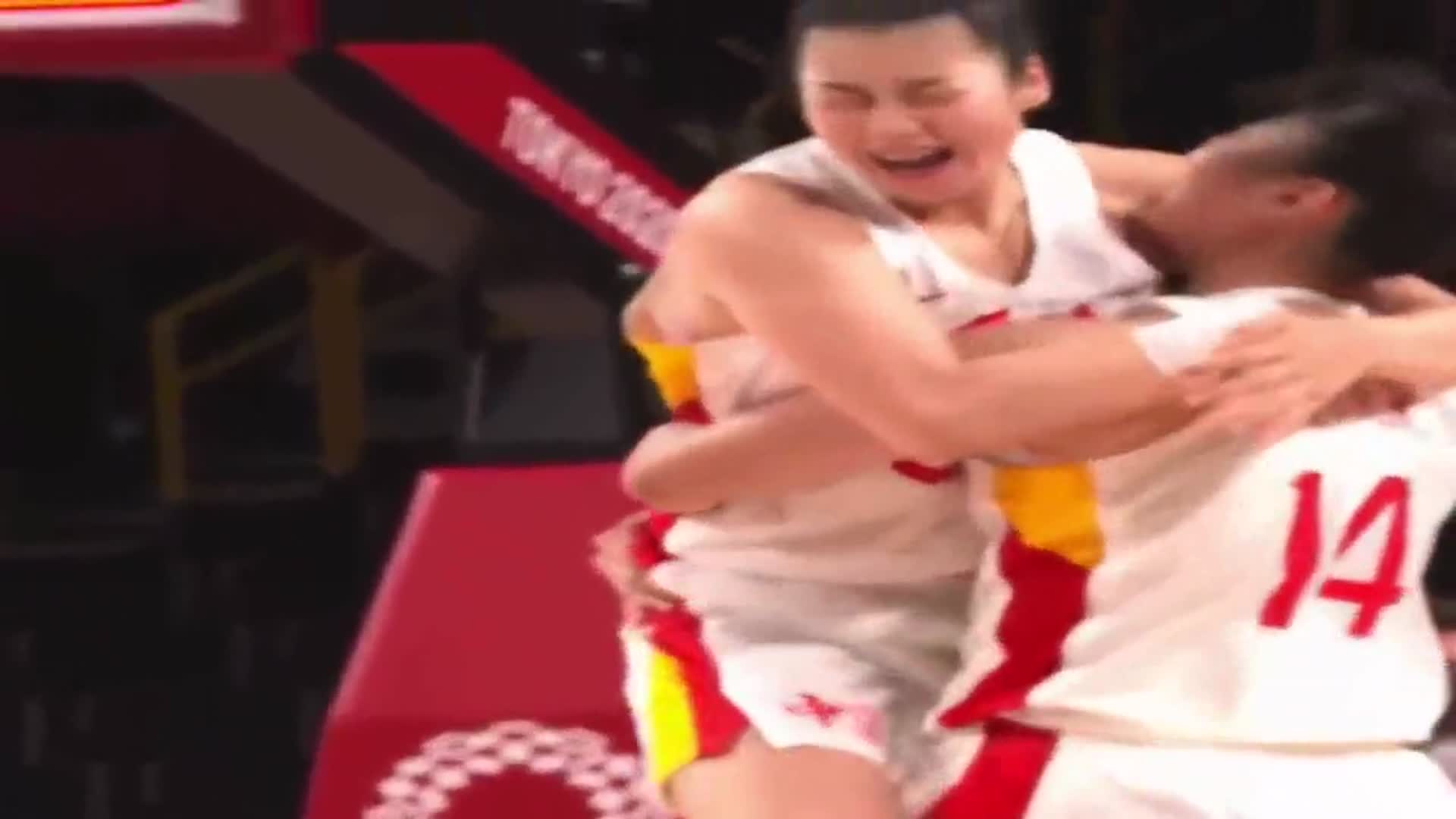 时隔九年中国女篮挺进奥运会八强，姚明也开心的像个孩子！休闲区蓝鸢梦想 - Www.slyday.coM