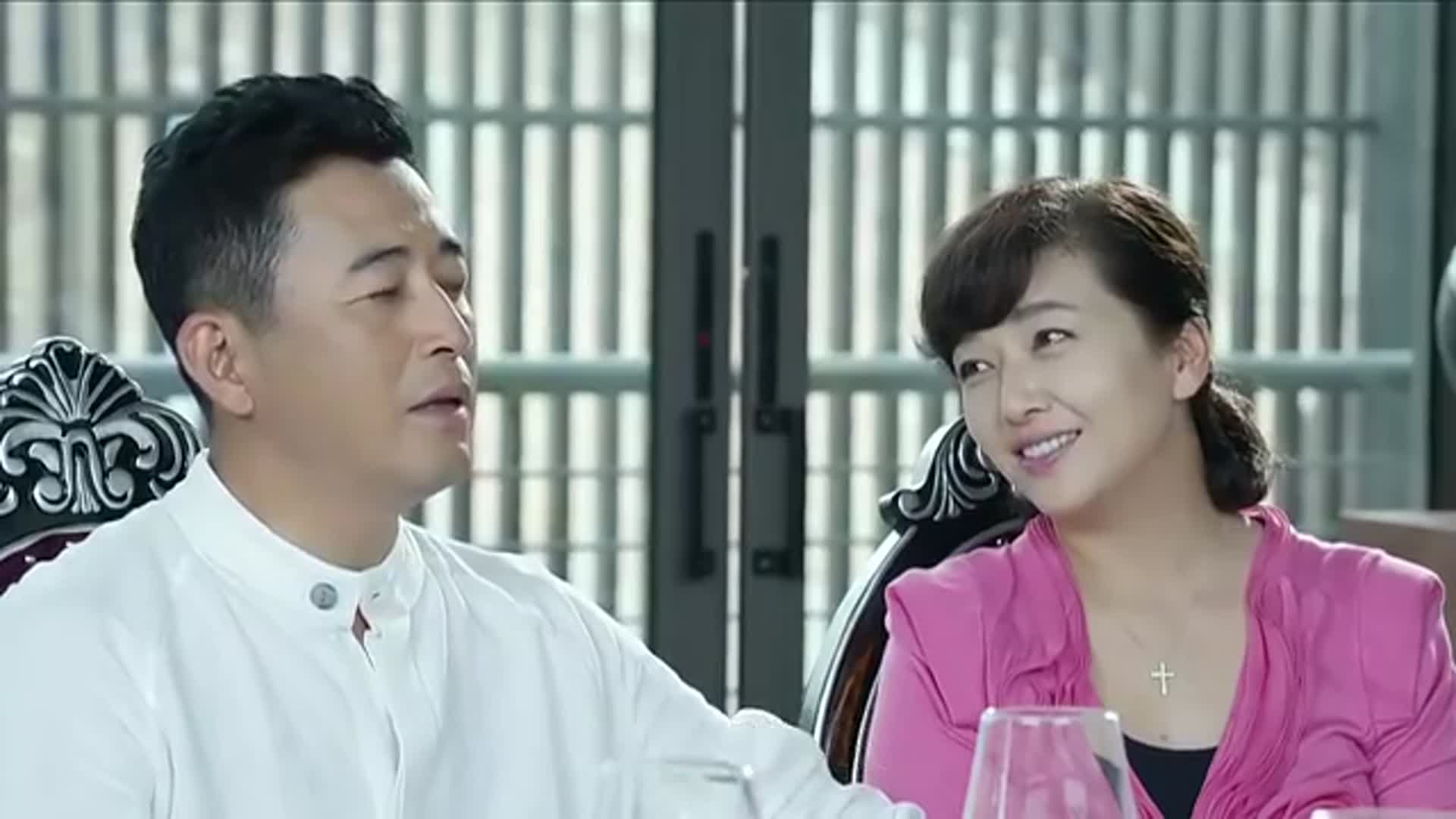 婚姻时差吴婷启程回加拿大与李海依依不舍