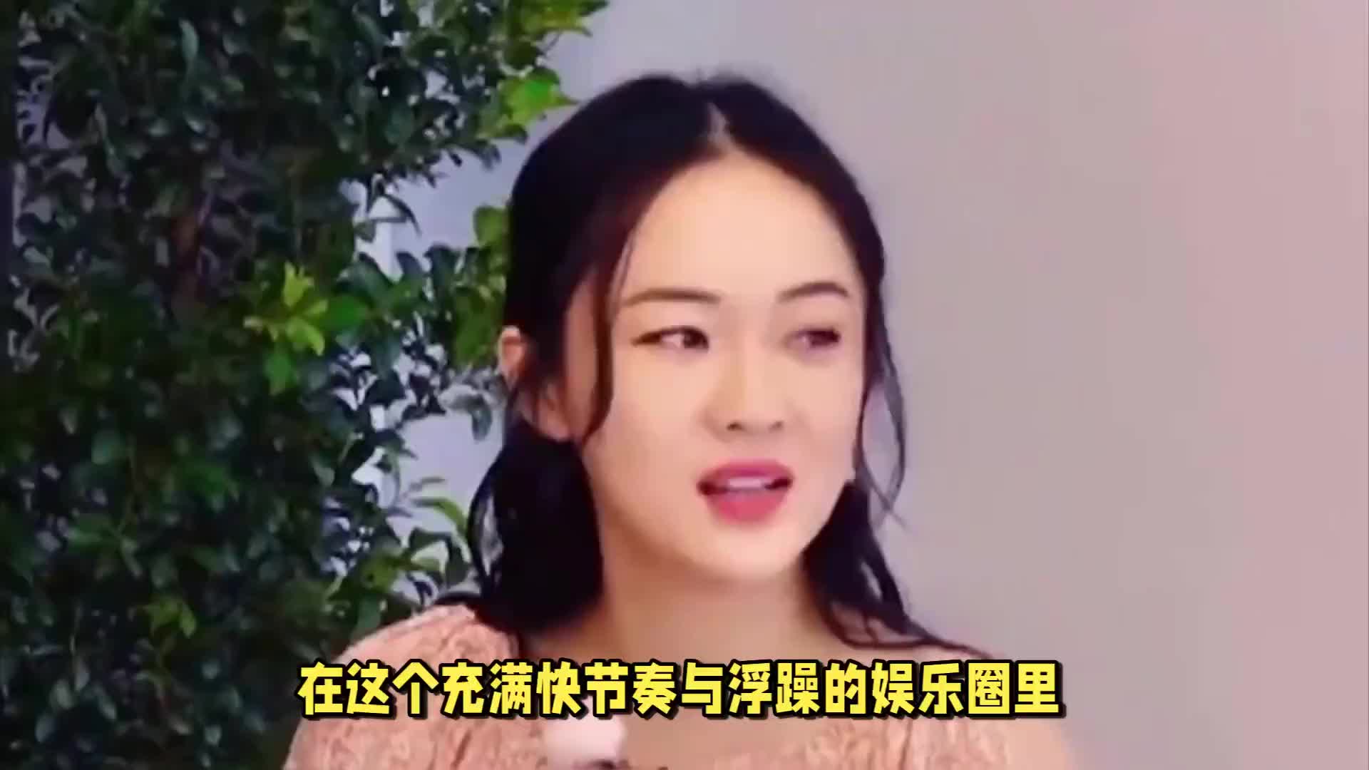 霍思燕携子女亮相，女儿身高惊人，就读贵族学校，费用惊人！