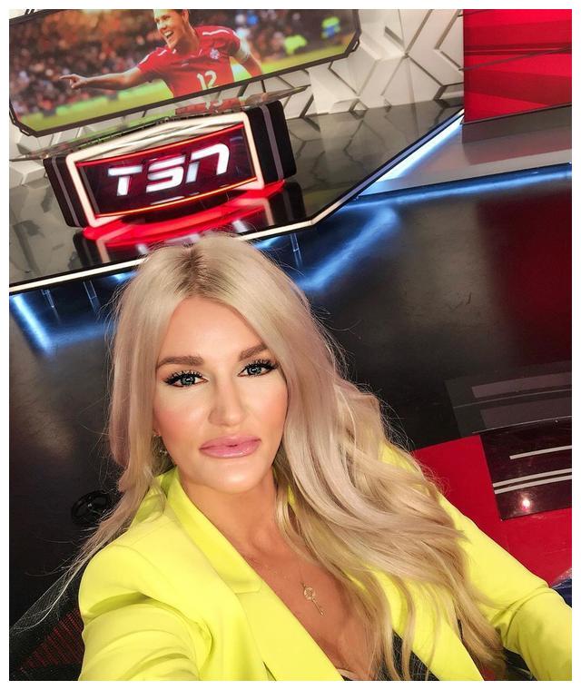 女足前国脚成足球记者 金发碧眼吸粉无数 丈夫也是职业球员|凯尔|凯琳