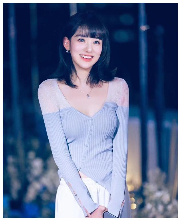 刚被香港豪门太子求婚,就因黑料翻车,有故事的美女真难嫁