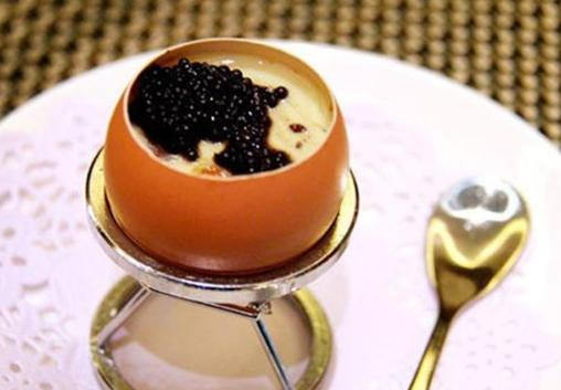 亮晶晶的什么(亮晶晶的什么填空)