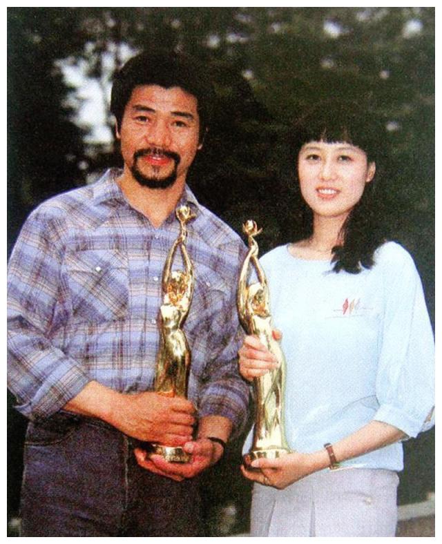 见钟情,33年不离不弃证实演艺圈有真爱|吴玉芳|江嘉良|演技_新浪新闻