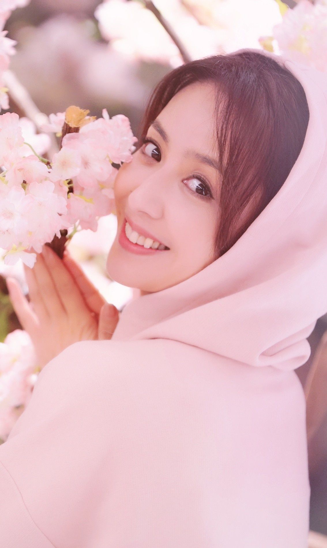 佟丽娅美照,美貌如一,笑容迷人能治愈任何伤口,超喜欢她!