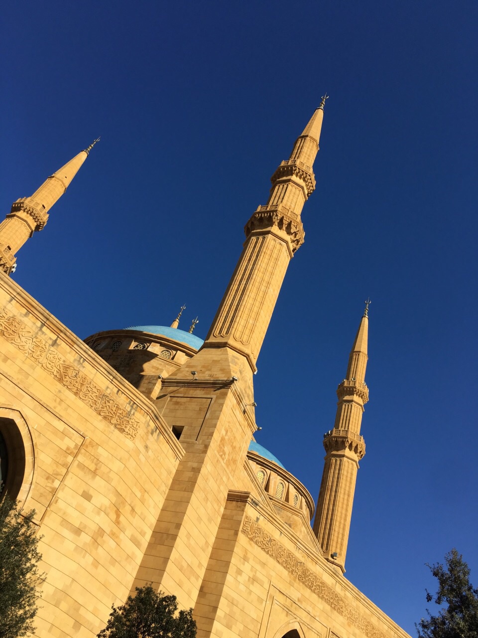 游览西亚黎巴嫩贝鲁特蓝色清真寺