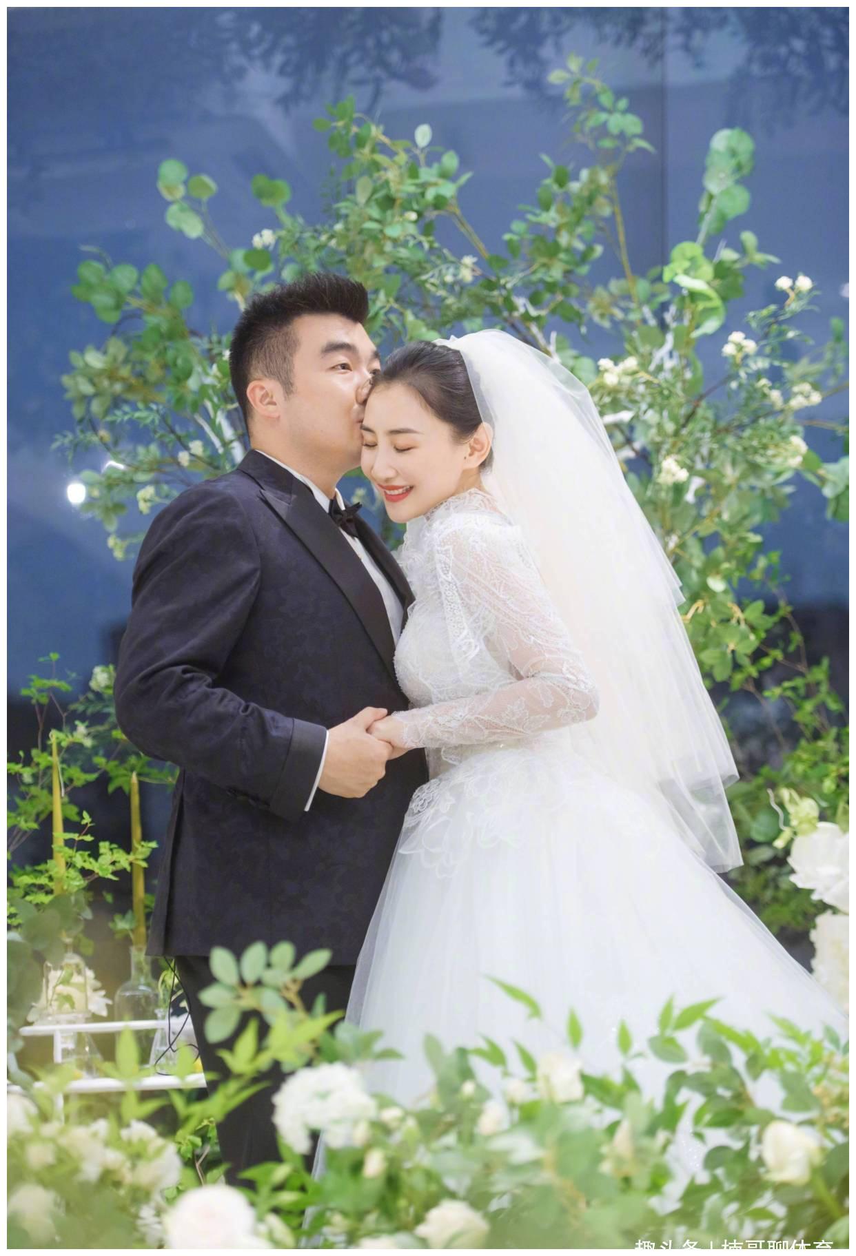 蹦床公主何雯娜現狀:分手8年後結婚變曬娃狂魔,丈夫微胖家境好