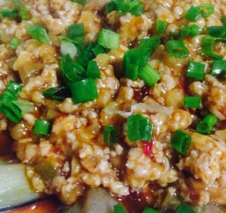 今天妈妈烧的茄子,味道跟饭店差不多,不油腻很入味一盘都吃光了休闲区蓝鸢梦想 - Www.slyday.coM 今天妈妈烧的茄子,味道跟饭店差不多,不油腻很入味一盘都吃光了休闲区蓝鸢梦想 - Www.slyday.coM