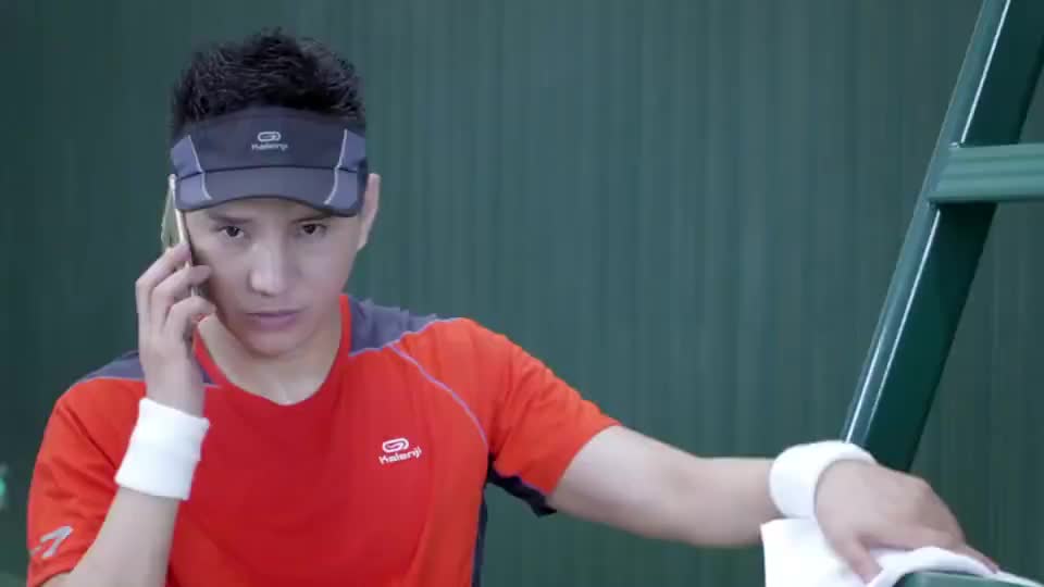 梁馨打来电话,忽然大叫一声,顿时把冷酷的他吓一跳