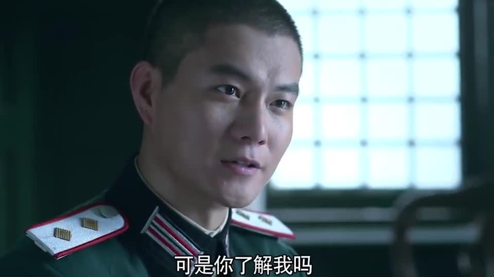 雪豹坚强岁月:竹下俊和卫国,交谈,告诉他钦佩他