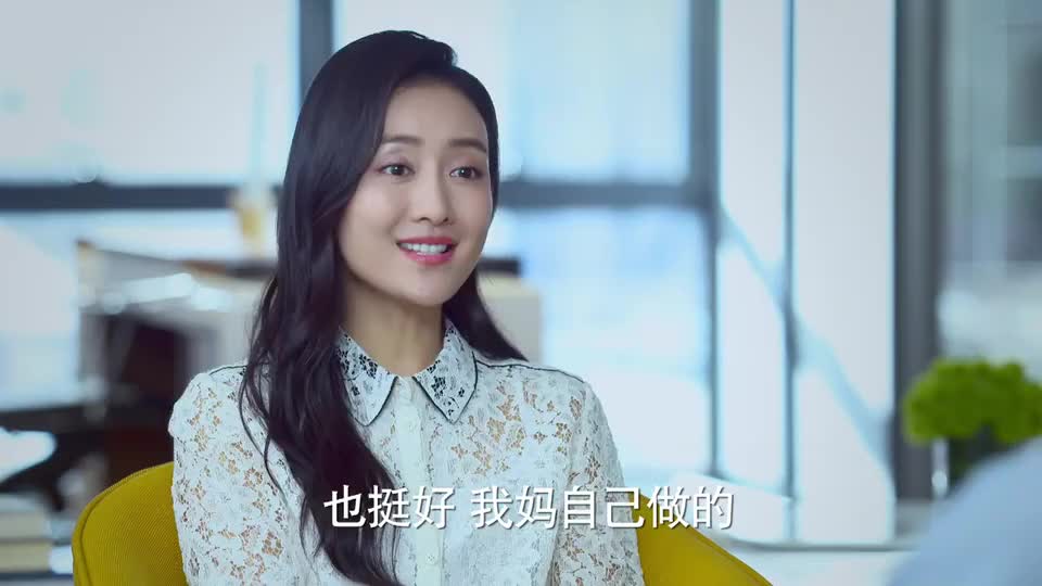 周末父母赵佳妮自己带饭不和同事一块去吃饭