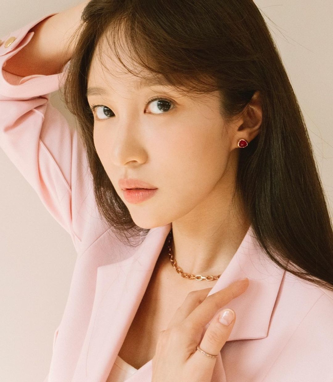 安喜延近期ins美照