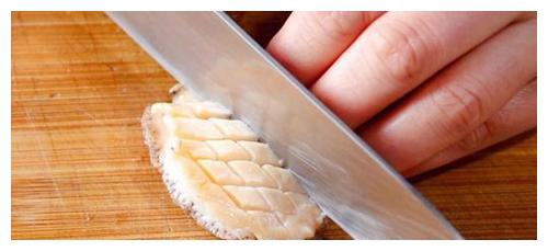 不只是炫技学会花刀让菜品好看又好吃