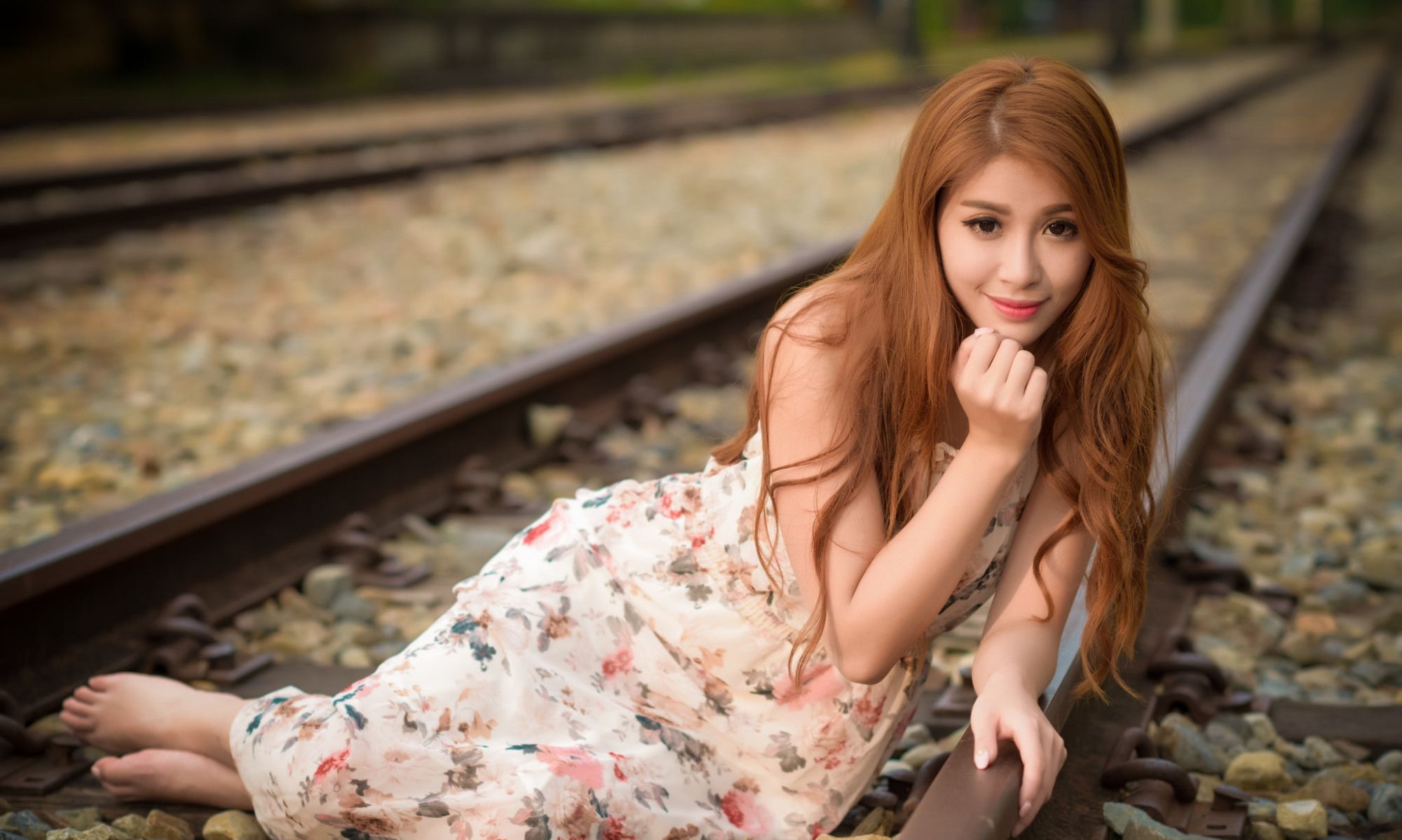 摄影:漂亮的人有个优势,不同的穿搭就有不同的美