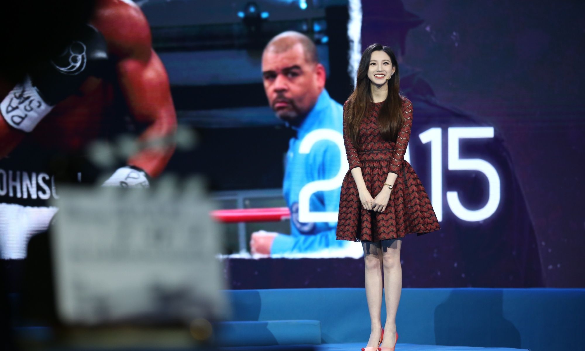 马凡舒主持佳片有约美腿在线白嫩加分