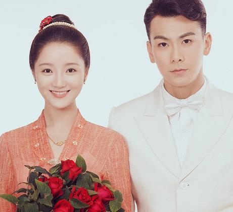 而剧中的演员戴向宇和欧萱也有了很高的辨识度,但是在那之后两人的