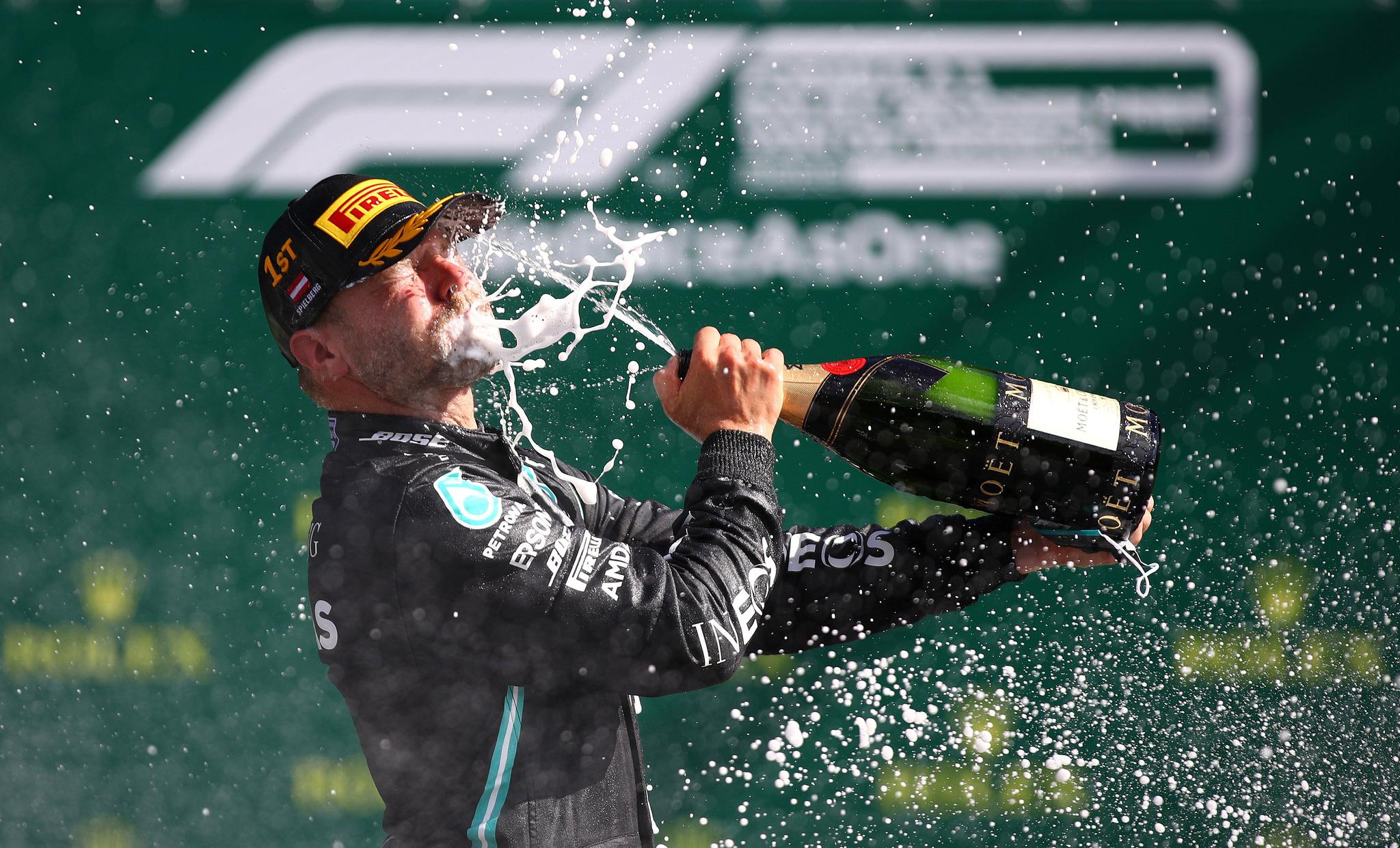 赛车——f1奥地利站:博塔斯夺冠 7月5日,梅赛德斯车队芬兰车手博塔斯