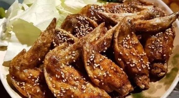 “它”是台湾人发明的特色小吃，日本<a href=